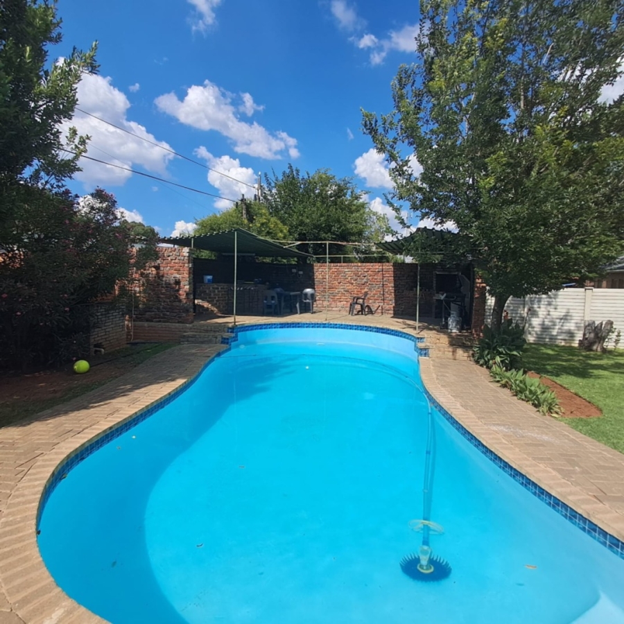 4 Bedroom Property for Sale in Universitas Free State